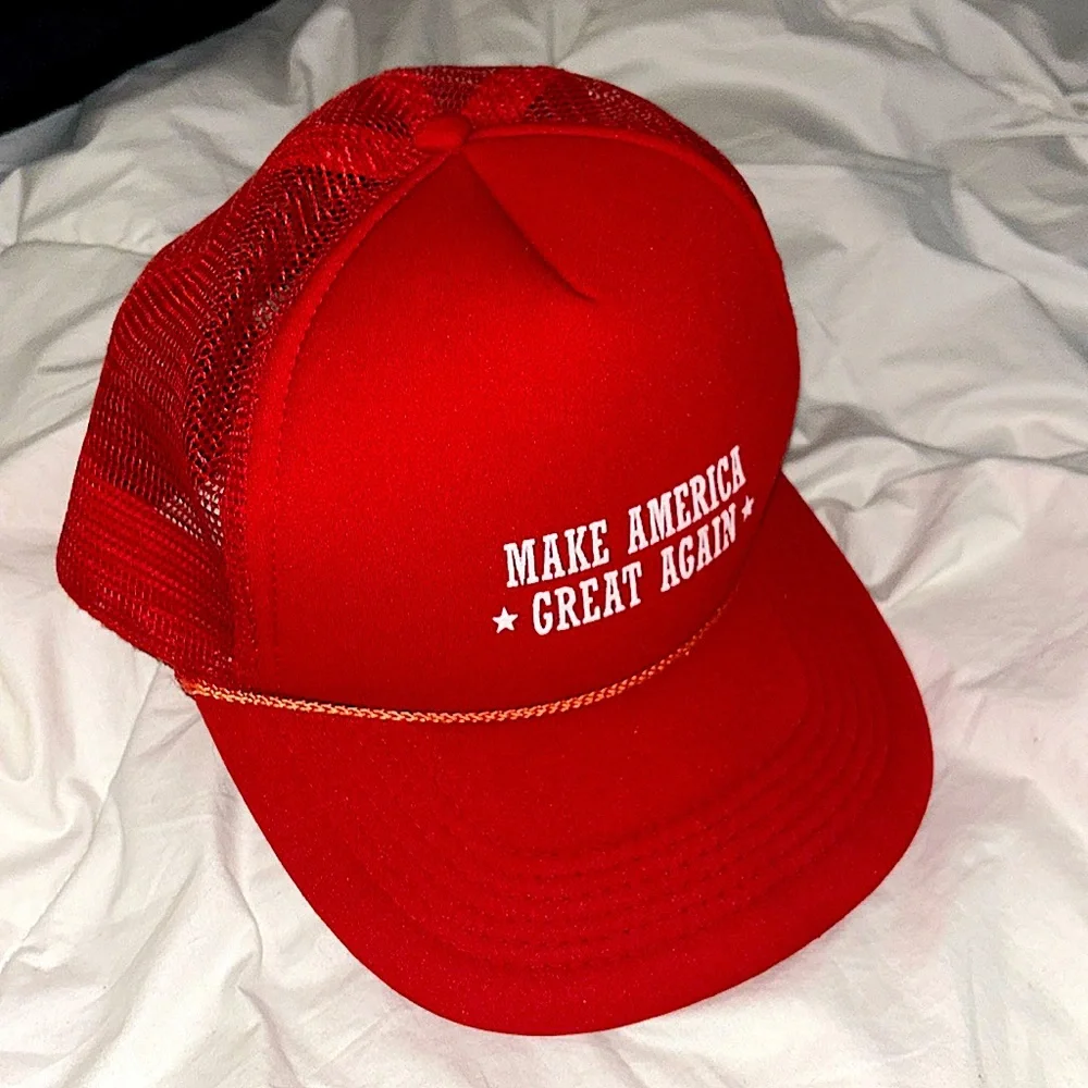 Rare Authentic Donald Trump make America great again trucker hat - Picture 9 of 9